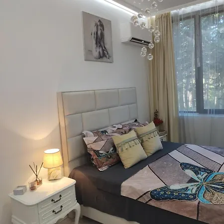 Gold Infinity Apartman
