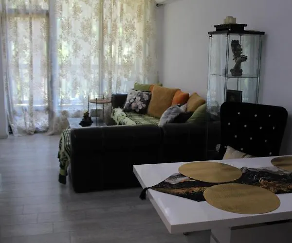 דירה Gold Infinity ולינגראד