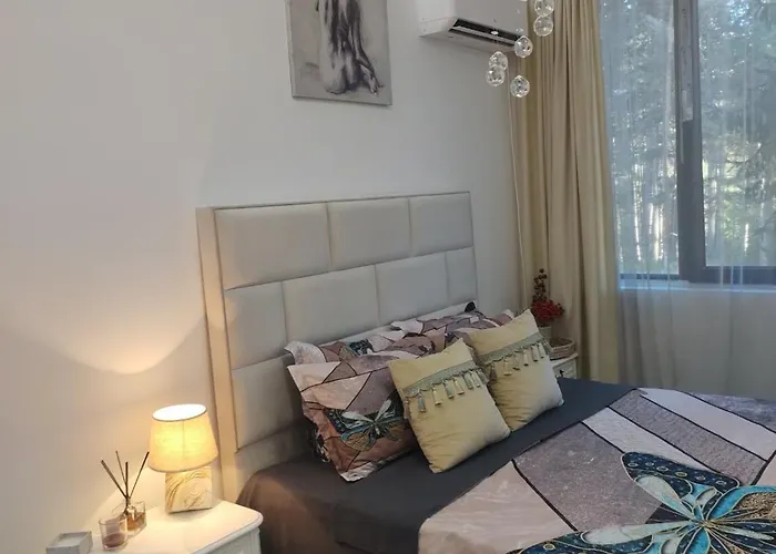 Gold Infinity דירה